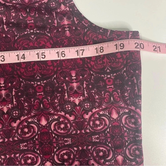 Athleta 1X Plus Muscle Up Tank Purple Ikat Pattern - Picture 5 of 6